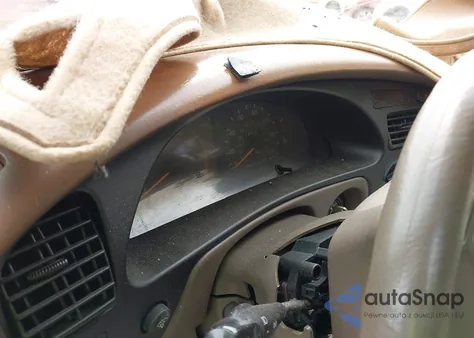 1994 Toyota Camry Le z USA, uszkodzony, nr VIN 4T1SK12E4RU432450